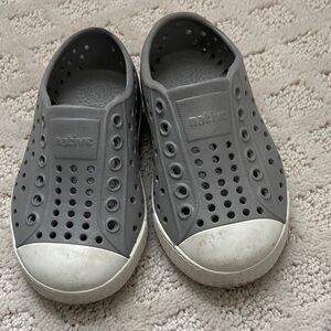 Native Kids Charcoal Gray Water Shoes